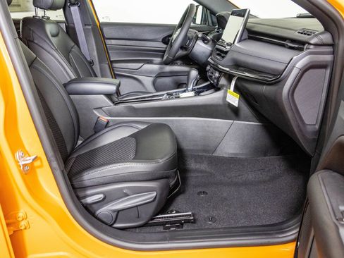 New 2026 Jeep Compass Latitude image 42