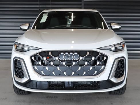 New 2025 Audi SQ5 Premium Plus image 15