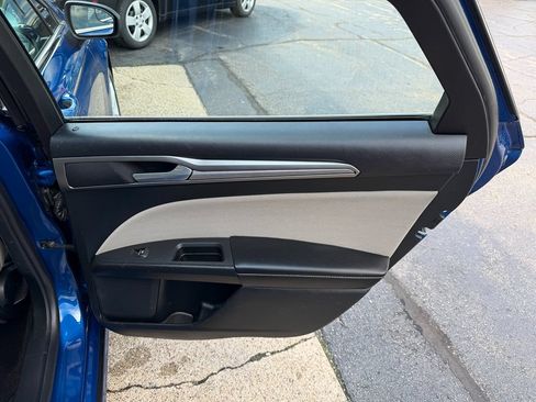 Used 2018 Ford Fusion S FWD image 26