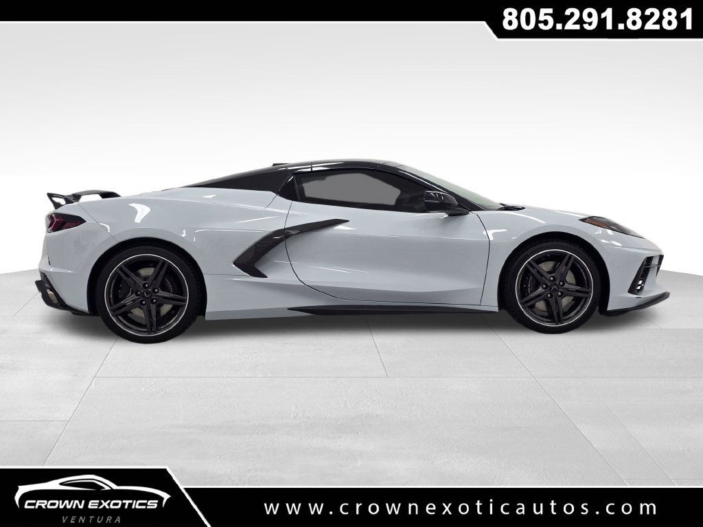 Used 2024 Chevrolet Corvette Stingray Premium Conv w/ Z51 Performance Package RWD image 8