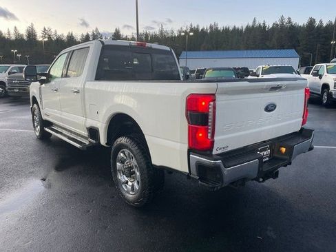 Certified 2023 Ford F350 Lariat w/ Chrome Package image 15