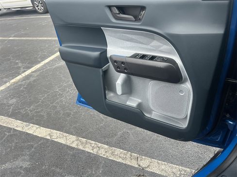 New 2026 Ford Maverick XLT w/ Equipment Group 301A image 15