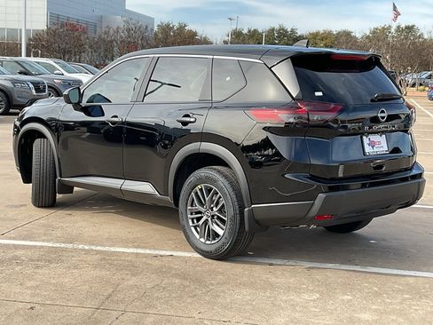 New 2026 Nissan Rogue S image 7