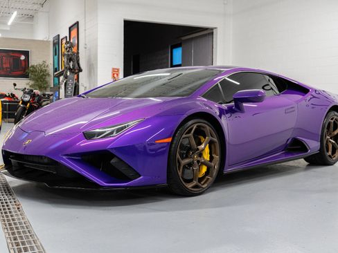 Used 2023 Lamborghini Huracan EVO image 5
