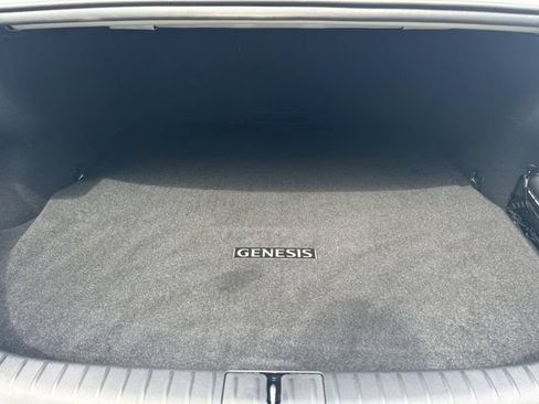 Used 2025 Genesis G70 2.5T AWD/4WD image 16