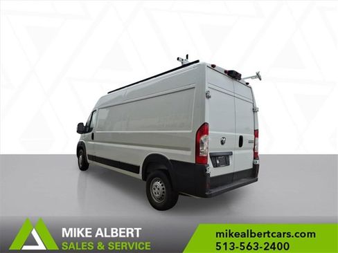 Used 2024 RAM ProMaster 2500 w/ Convenience Group image 5