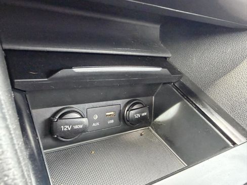 Used 2018 Hyundai Elantra SEL image 33