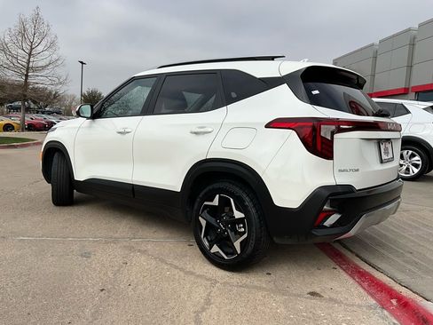 Used 2025 Kia Seltos S image 8