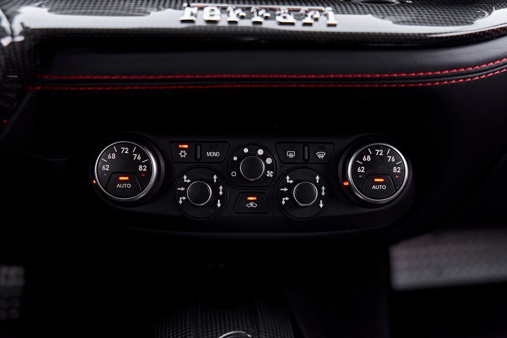Used 2016 Ferrari F12 Berlinetta RWD image 86