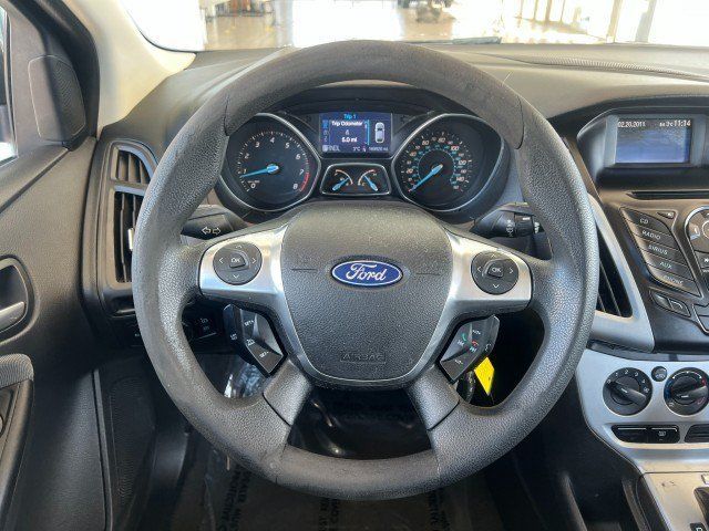 Used 2012 Ford Focus SE FWD image 23