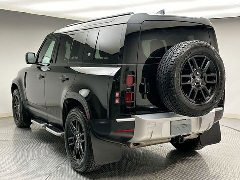 Used 2023 Land Rover Defender 110 SE AWD/4WD image 3