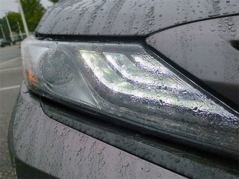 Used 2023 Toyota Camry XSE image 10