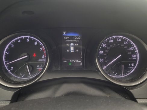 Used 2022 Toyota Camry SE image 23