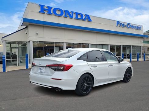 Used 2023 Honda Civic Sport image 4