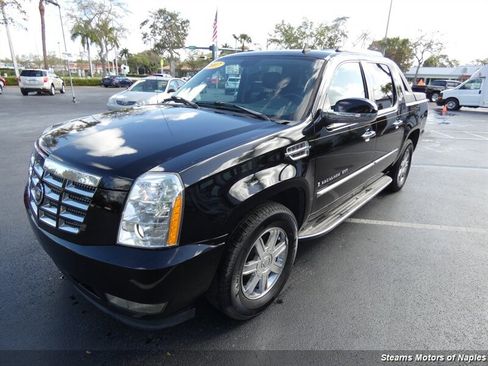Used 2007 Cadillac Escalade EXT EXT w/ Climate Package image 3