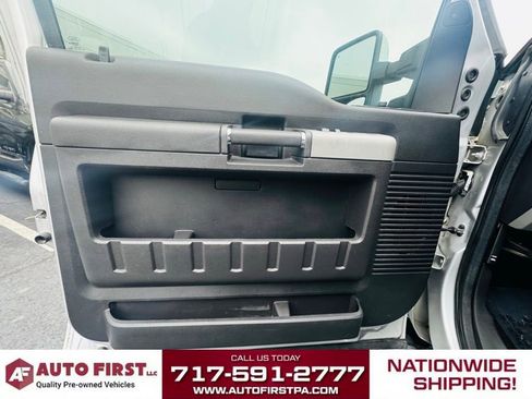 Used 2015 Ford F350 Lariat w/ Lariat Ultimate Package image 10