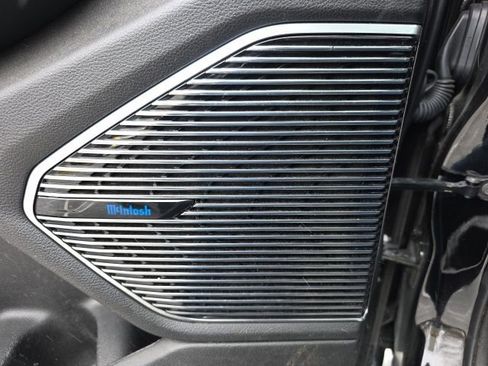 Used 2022 Jeep Grand Cherokee Overland w/ Advanced Protech Group III image 23