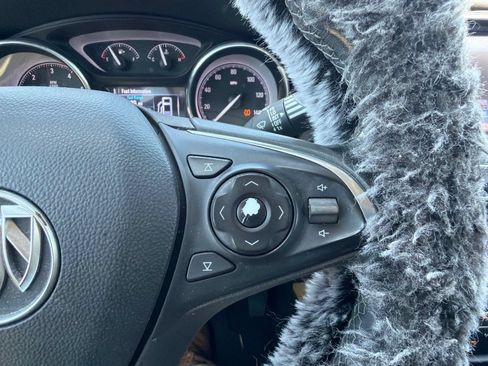 Used 2020 Buick Envision Preferred FWD image 11