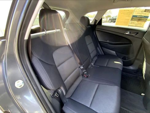 Used 2016 Hyundai Tucson SE w/ Option Group 02 image 17