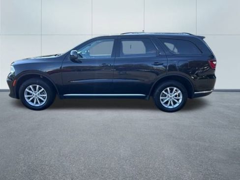 Used 2022 Dodge Durango SXT image 2