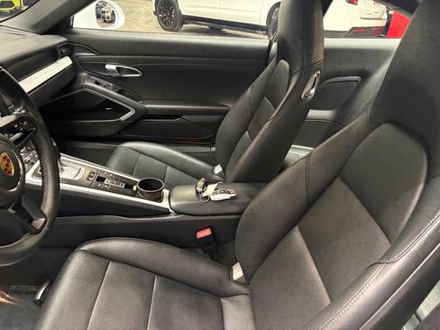 Used 2014 Porsche 911 Carrera image 25