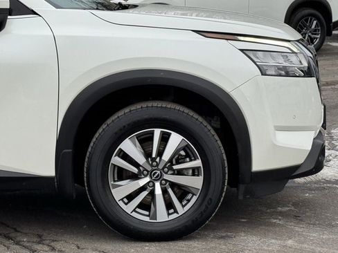 Used 2022 Nissan Pathfinder SL image 5