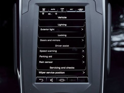 Used 2021 Lamborghini Huracan EVO RWD image 65
