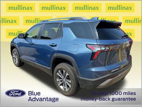 Used 2025 Chevrolet Equinox LT w/ Convenience Package II FWD image 3