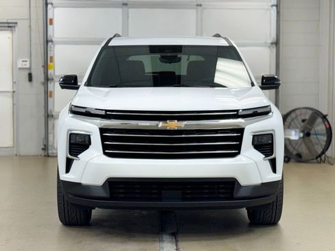 New 2026 Chevrolet Traverse LT w/ Driver Confidence Package image 2