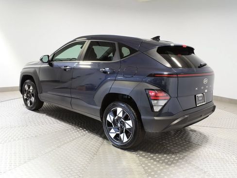 Used 2025 Hyundai Kona SEL AWD/4WD image 7