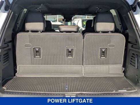 New 2026 GMC Acadia Denali Ultimate w/ LPO, Floor Liner Package image 38