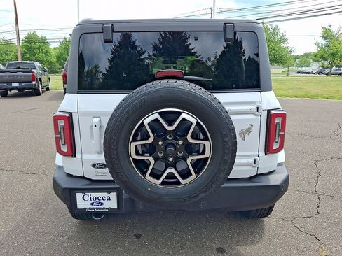 Used 2025 Ford Bronco Outer Banks AWD/4WD image 5