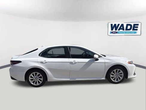 Used 2024 Toyota Camry LE AWD/4WD image 4