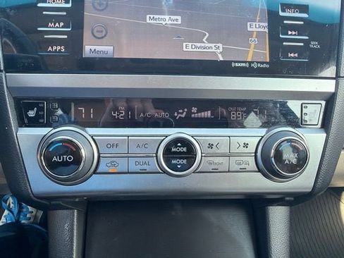 Used 2017 Subaru Outback 2.5i Premium AWD/4WD image 16