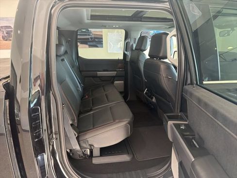 Used 2022 Ford F150 Lariat AWD/4WD image 16