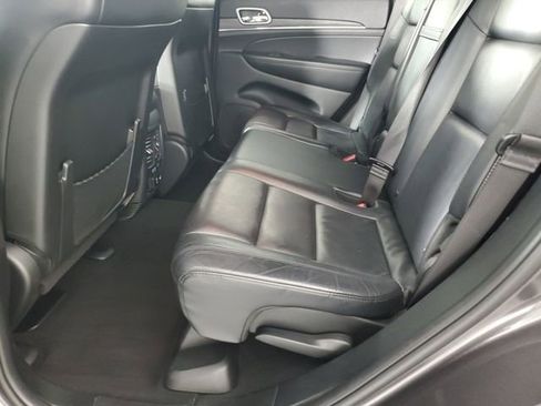 Used 2019 Jeep Grand Cherokee Limited AWD/4WD image 23