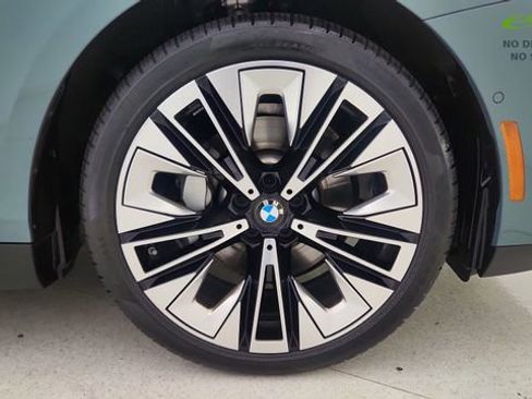 Used 2026 BMW 530i RWD image 56