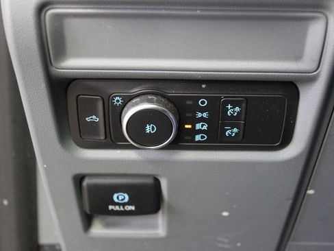 Used 2021 Ford F150 XLT w/ Trailer Tow Package image 25