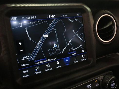 Used 2021 Jeep Wrangler Unlimited Sahara image 20