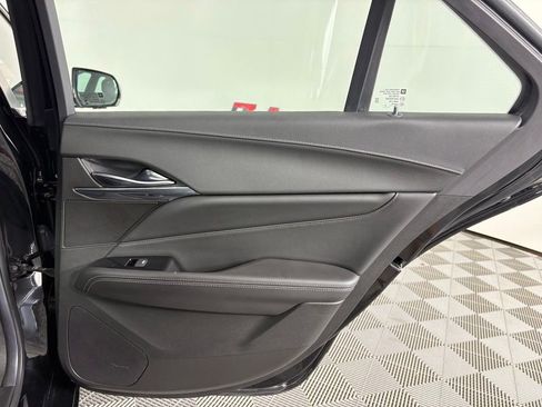 Used 2022 Cadillac CT4 Luxury w/ Sun And Sound Package RWD image 48