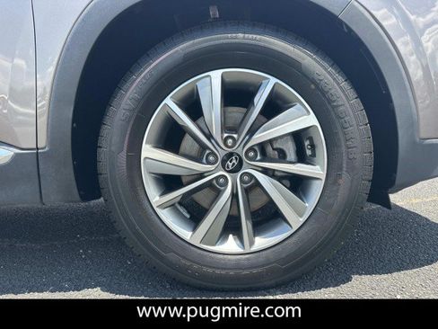Used 2019 Hyundai Santa Fe SEL FWD image 12