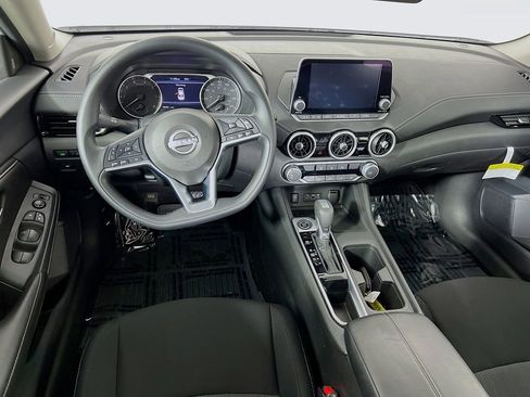 Used 2025 Nissan Sentra SV FWD image 20