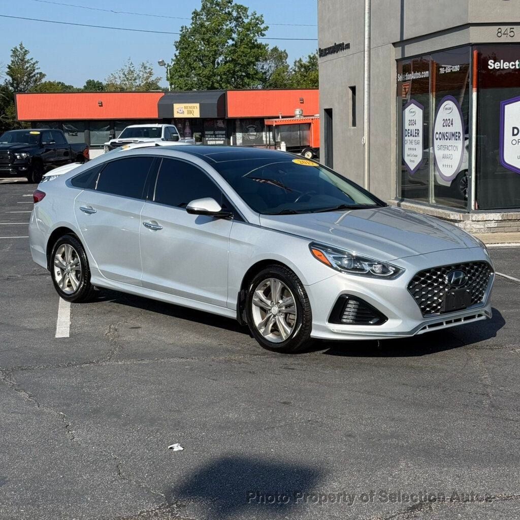 Used 2019 Hyundai Sonata Limited w/ Ultimate Package 04 FWD image 2