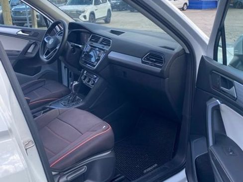 Used 2022 Volkswagen Tiguan S FWD image 16