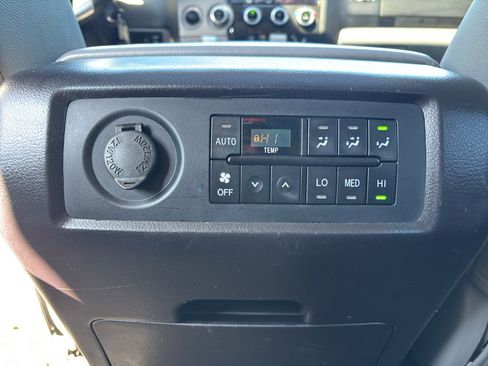 Used 2016 Toyota Sequoia Limited AWD/4WD image 10
