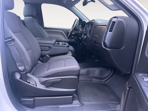 Used 2018 GMC Sierra 1500 2WD Regular Cab image 10