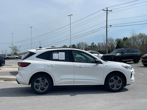 Used 2024 Ford Escape ST-Line w/ Tech Pack #1 image 8