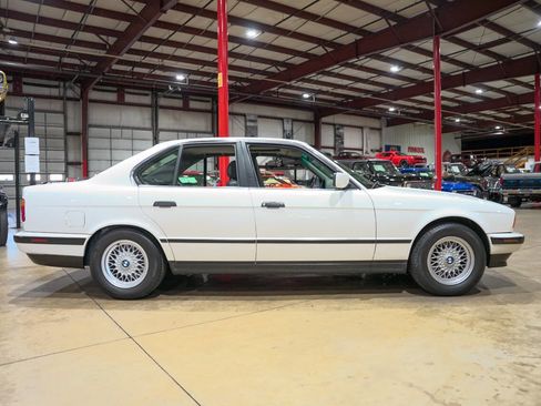 Used 1993 BMW 535i 535i 4dr Sedan image 10