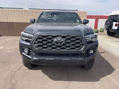 Used 2023 Toyota Tacoma TRD Off-Road image 3