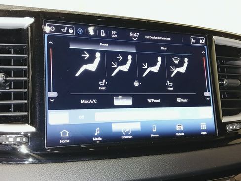 Used 2024 Chrysler Pacifica Touring-L FWD image 25